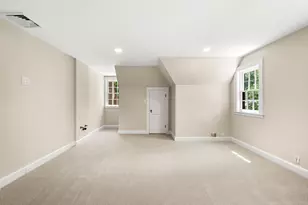 372 Warren St, Brookline, MA 02445 - Photo 31