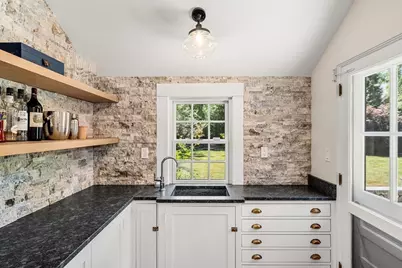 372 Warren St, Brookline, MA 02445 - Photo 17