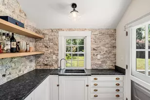 372 Warren St, Brookline, MA 02445 - Photo 17