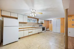 17 St Denis Ave, Medford, MA 02155 - Photo 33