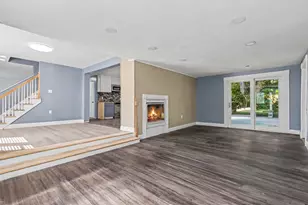 188 Oak St, Methuen, MA 01844 - Photo 11