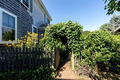10 Franklin St, Plymouth, MA 02360 - Photo 13