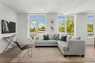917 Bennington St, Boston, MA 02128 - Photo 5