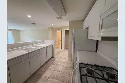 770 Salisbury St #J561, Worcester, MA 01609 - Photo 7