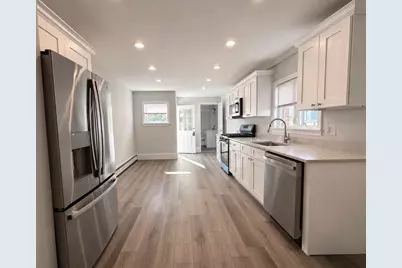 222 Neck St, Weymouth, MA 02191 - Photo 5