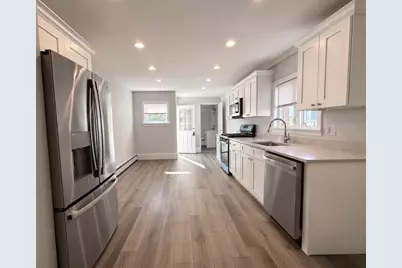 222 Neck St, Weymouth, MA 02191 - Photo 5