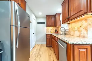 55 Gillette Cir, Springfield, MA 01118 - Photo 11