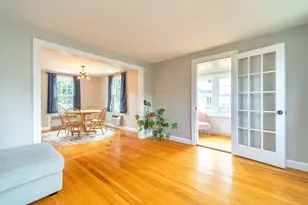 55 Gillette Cir, Springfield, MA 01118 - Photo 5