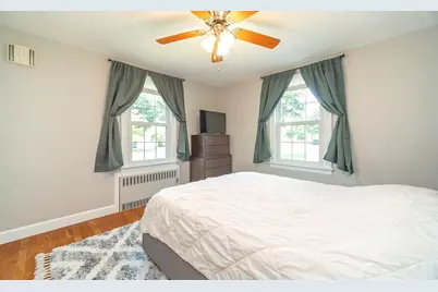 55 Gillette Cir, Springfield, MA 01118 - Photo 15