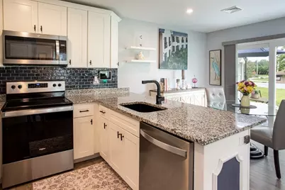4 Knights Way #4, Swansea, MA 02777 - Photo 5