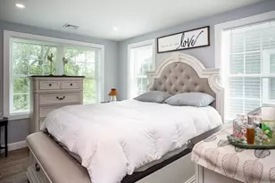 4 Knights Wy, Swansea, MA 02777 - Photo 15