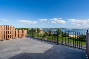 917 Bennington St, Boston, MA 02128 - Photo 9