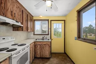 80 Meadow Rd, Spencer, MA 01562 - Photo 5