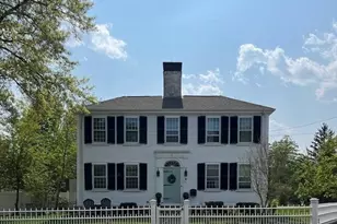 12 Summer St, Kingston, MA 02364 - Photo 1