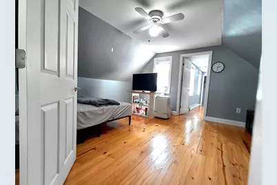 31 Floyd St, Lowell, MA 01852 - Photo 7