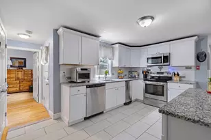 15 Melissa Ave, Mashpee, MA 02649 - Photo 11