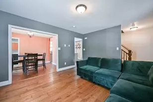 21 Brunner St, Plainville, MA 02762 - Photo 7