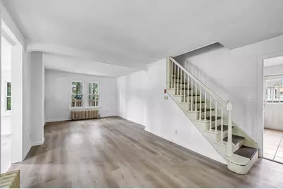 180 Lake Dr, Springfield, MA 01151 - Photo 9