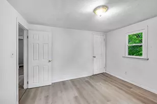 180 Lake Dr, Springfield, MA 01151 - Photo 21