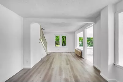 180 Lake Dr, Springfield, MA 01151 - Photo 11