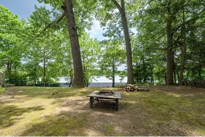 180 Lake Dr, Springfield, MA 01151 - Photo 37