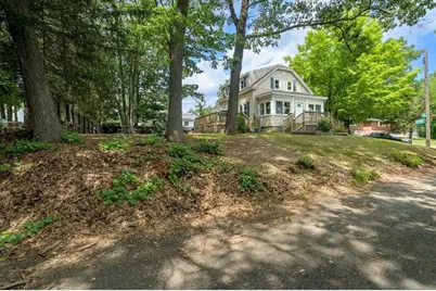 180 Lake Dr, Springfield, MA 01151 - Photo 39