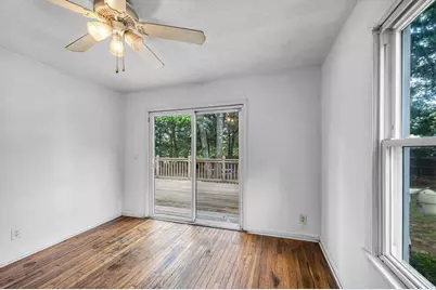 180 Lake Dr, Springfield, MA 01151 - Photo 19