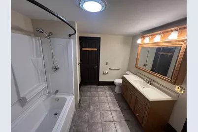 7 W Hill Ter, Worcester, MA 01609 - Photo 17