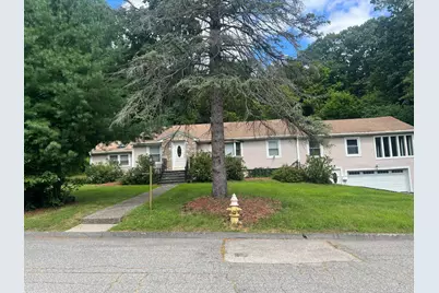 7 W Hill Ter, Worcester, MA 01609 - Photo 3