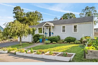 6 Reymonds Ave, Randolph, MA 02368 - Photo 1