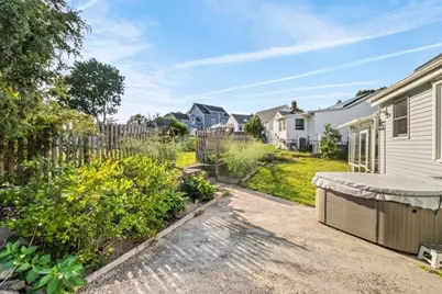 6 Reymonds Ave, Randolph, MA 02368 - Photo 17