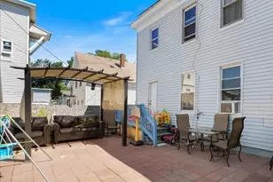 11-13 Center St, Methuen, MA 01844 - Photo 21