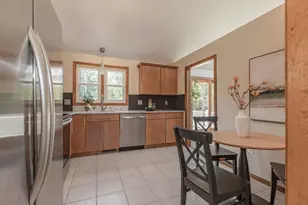 62 Harrington Rd, Framingham, MA 01701 - Photo 9