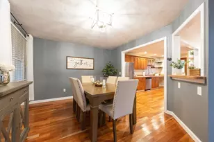 8 Fairway View Ln, Norton, MA 02766 - Photo 7