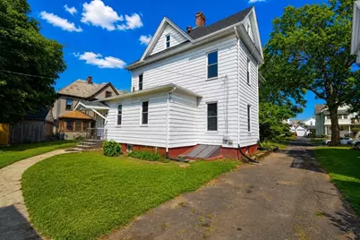 30 Laurel St, Holyoke, MA 01040 - Photo 3