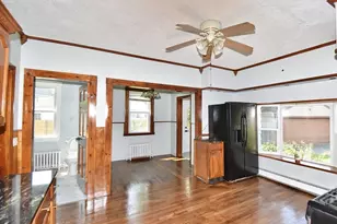 30 Laurel St, Holyoke, MA 01040 - Photo 17