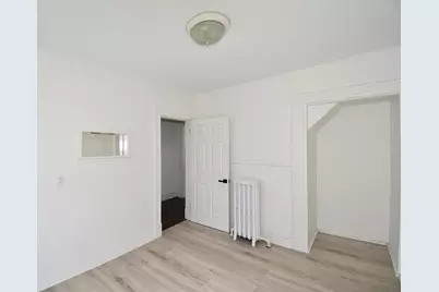 30 Laurel St, Holyoke, MA 01040 - Photo 21