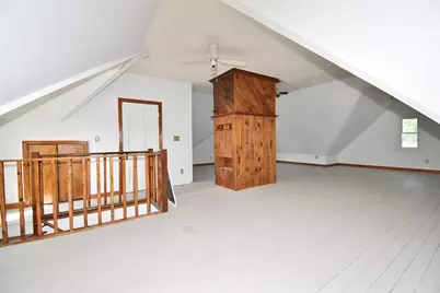 30 Laurel St, Holyoke, MA 01040 - Photo 25