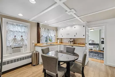 141 Hale St #2, Beverly, MA 01915 - Photo 5
