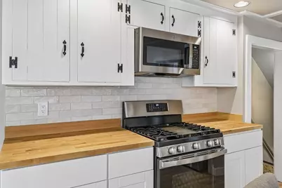 141 Hale St #2, Beverly, MA 01915 - Photo 7