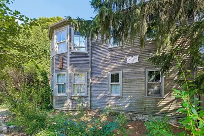 141 Hale St #2, Beverly, MA 01915 - Photo 3