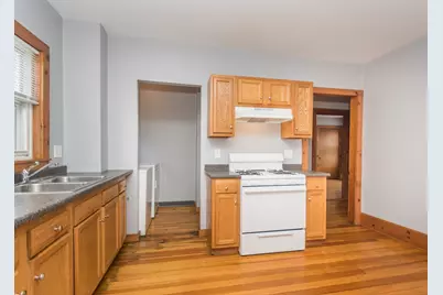 137 Evans #1, Watertown, MA 02472 - Photo 5