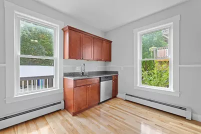 24 Village St #1, Marblehead, MA 01945 - Photo 7