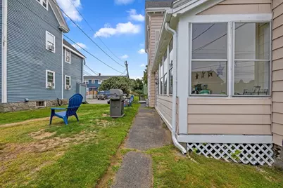 24 Village St #1, Marblehead, MA 01945 - Photo 31