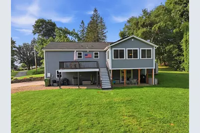 137 Ward St, North Brookfield, MA 01535 - Photo 33
