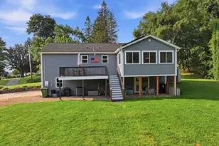 137 Ward St, North Brookfield, MA 01535 - Photo 33