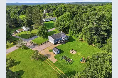137 Ward St, North Brookfield, MA 01535 - Photo 35