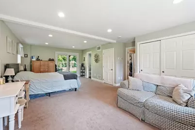 137 Ward St, North Brookfield, MA 01535 - Photo 25