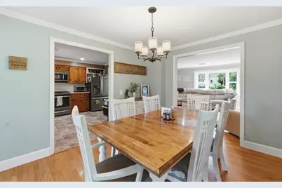 137 Ward St, North Brookfield, MA 01535 - Photo 7