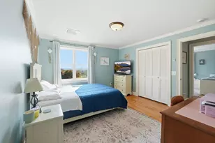 137 Ward St, North Brookfield, MA 01535 - Photo 13